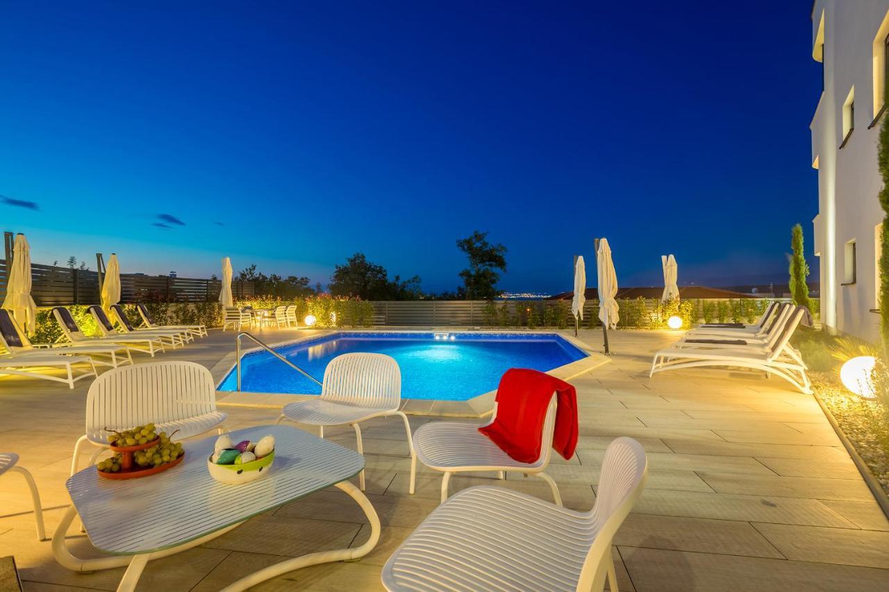 Villa Poseidon Rova By El-Pi Tours Malinska Εξωτερικό φωτογραφία