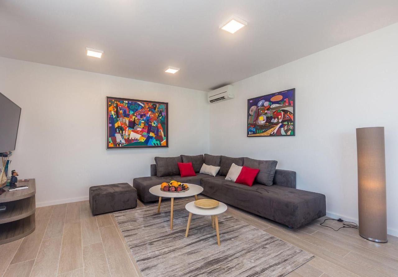 Villa Poseidon Rova By El-Pi Tours Malinska Εξωτερικό φωτογραφία